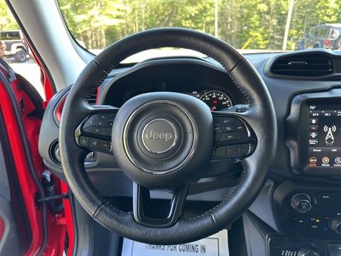 Used 2022 Jeep Renegade Trailhawk image 17