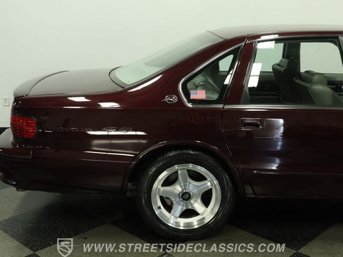 Used 1996 Chevrolet Impala SS RWD image 28