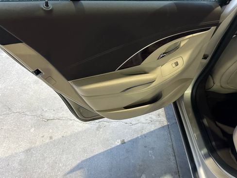 Used 2014 Buick LaCrosse Leather image 27