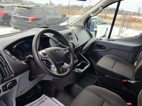 Used 2019 Ford Transit 150 150 3dr SWB Low Roof Cargo Van image 3