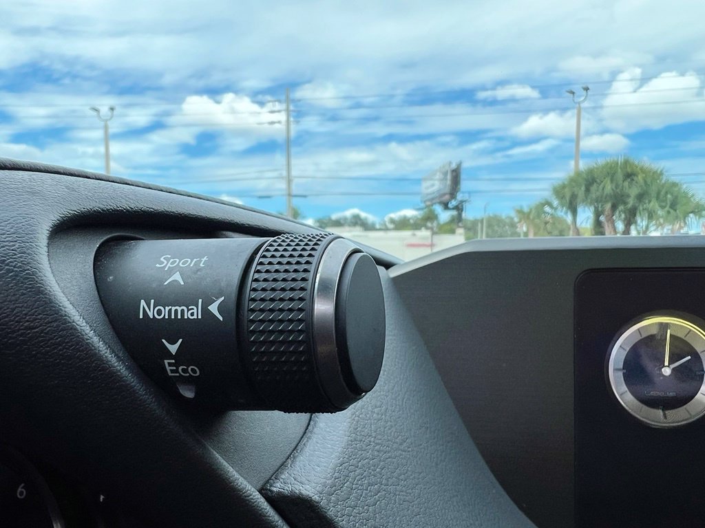Used 2020 Lexus ES 350 F Sport w/ Accessory Package FWD image 42