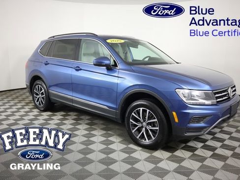 Used 2020 Volkswagen Tiguan SE w/ Panoramic Sunroof Package image 1
