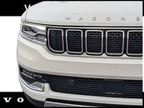 Used 2022 Jeep Wagoneer Series II w/ Premium Group I image 13
