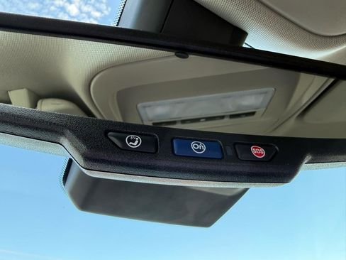 Used 2019 Chevrolet Colorado LT w/ Colorado RST Special Edition image 33