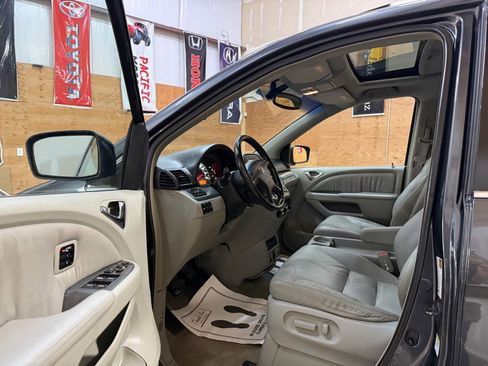 Used 2005 Honda Odyssey Touring image 12