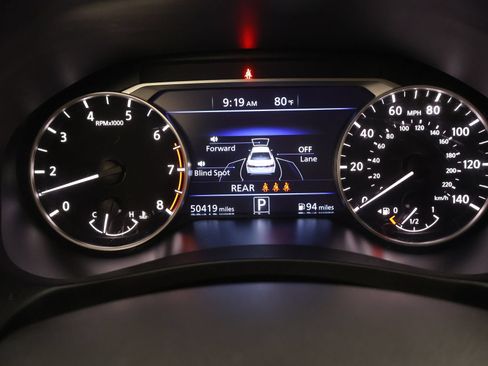 Used 2024 Nissan Altima 2.5 SV AWD/4WD image 4