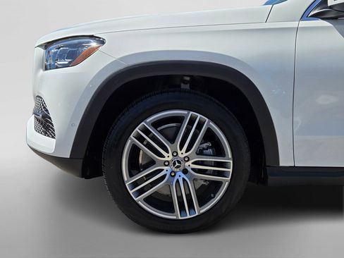 Certified 2023 Mercedes-Benz GLS 450 4MATIC image 12