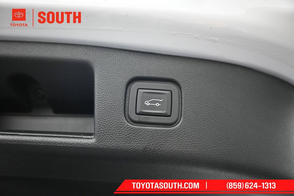 Used 2024 Chevrolet Blazer EV RS AWD/4WD image 37
