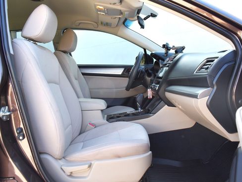 Used 2019 Subaru Outback 2.5i image 24