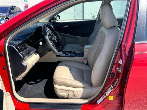 Used 2012 Toyota Camry LE FWD image 23