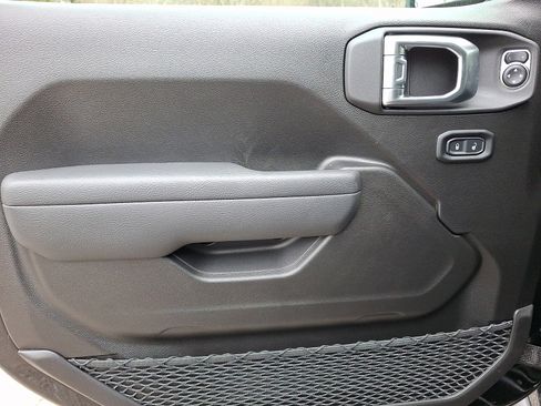 New 2026 Jeep Wrangler Willys image 8