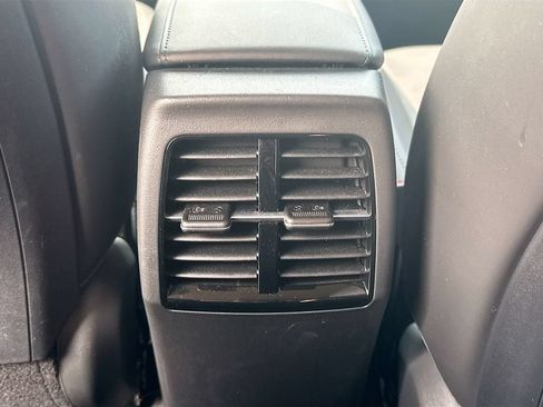 Certified 2025 Kia Niro EX FWD image 28