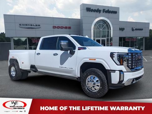 Used 2024 GMC Sierra 3500 Denali w/ Denali Reserve Package image 1