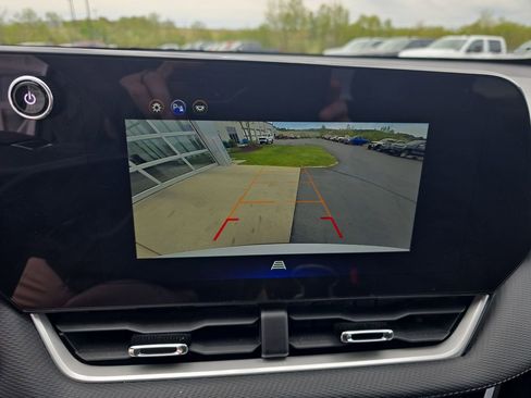 Certified 2025 Chevrolet Equinox LT AWD/4WD image 19