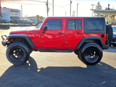 Used 2017 Jeep Wrangler Unlimited Sport w/ Quick Order Package 24S image 3