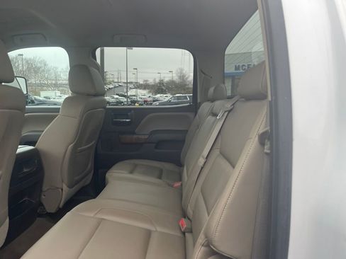 Used 2015 GMC Sierra 2500 SLT w/ Duramax Plus Package image 23