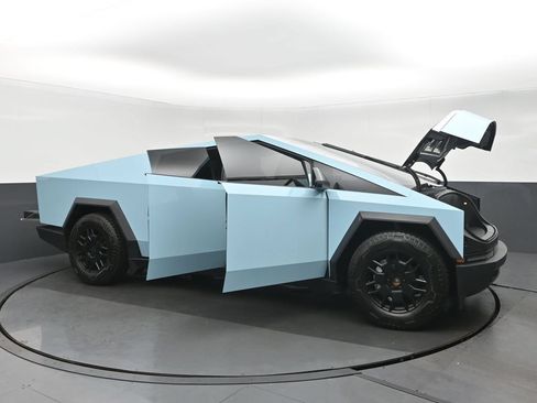 Used 2024 Tesla Cybertruck Cyberbeast AWD/4WD image 43