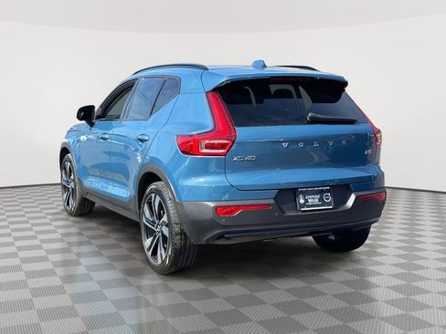 Certified 2023 Volvo XC40 B5 Plus w/ Driver Assist Package image 5