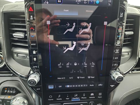 Used 2025 RAM 1500 Limited image 16