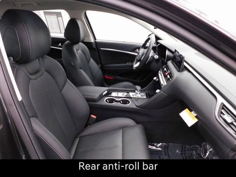 Used 2026 Genesis G70 2.5T image 31