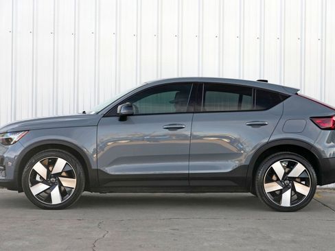 Used 2023 Volvo C40 P8 Recharge Ultimate image 8