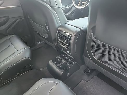 New 2025 Jeep Grand Cherokee L Limited w/ Luxury Tech Group II image 90