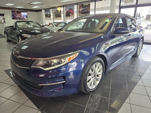 Used 2018 Kia Optima EX image 1