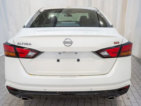 New 2025 Nissan Altima 2.5 SR image 5
