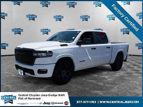 Used 2025 RAM 1500 Big Horn AWD/4WD image 1