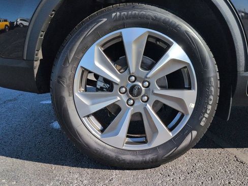 Used 2025 Ford Escape Platinum AWD/4WD image 26