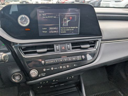 Certified 2022 Lexus ES 350 w/ Premium Package image 29