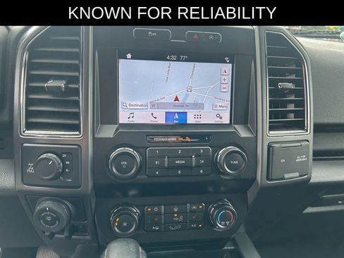 Used 2019 Ford F150 XLT w/ Equipment Group 302A Luxury AWD/4WD image 19