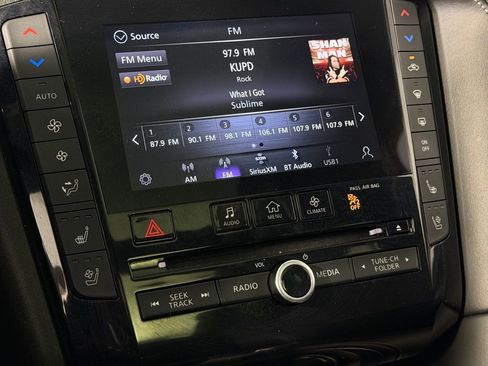 Used 2022 INFINITI QX50 Essential image 18