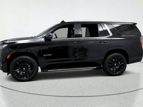 Used 2023 Chevrolet Tahoe LT w/ Luxury Package AWD/4WD image 2