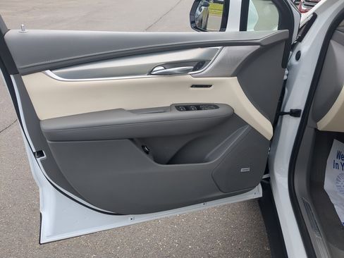 Certified 2023 Cadillac XT5 Premium Luxury AWD/4WD image 22