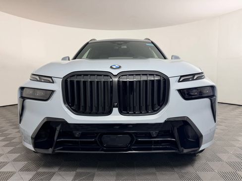 New 2026 BMW X7 xDrive40i w/ M Sport Package AWD/4WD image 8
