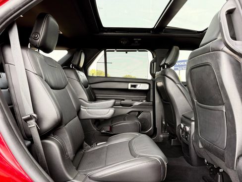 Used 2020 Ford Explorer ST w/ ST Street Pack AWD/4WD image 28