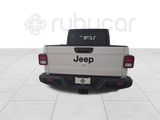 Used 2023 Jeep Gladiator Sport image 3