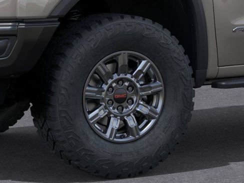 New 2026 GMC Sierra 1500 AT4X w/ LPO, Black Badging Package AWD/4WD image 9