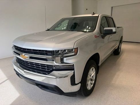 Used 2020 Chevrolet Silverado 1500 LT w/ All-Star Edition AWD/4WD image 3