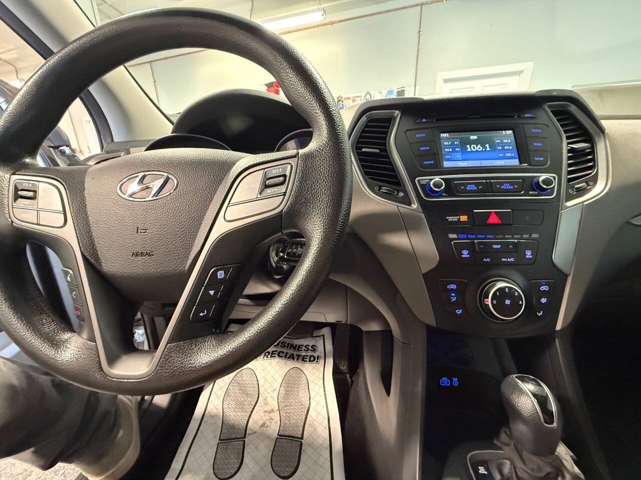Used 2017 Hyundai Santa Fe Sport AWD/4WD image 19