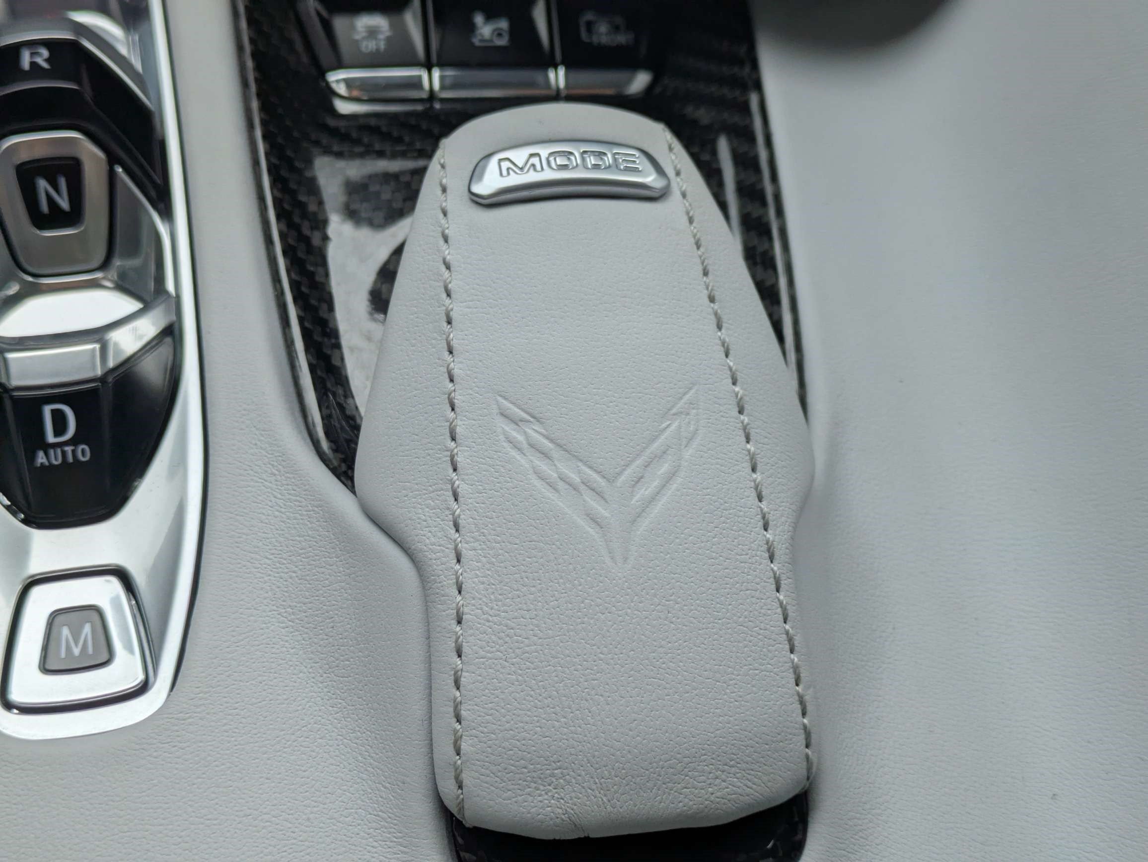 Used 2024 Chevrolet Corvette Z06 RWD image 30