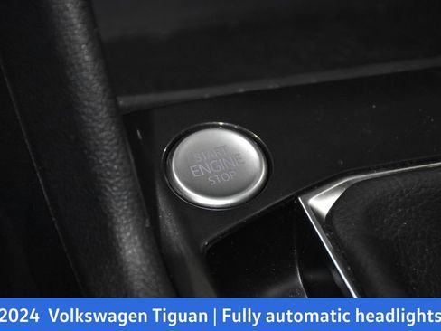 Used 2024 Volkswagen Tiguan SE R-Line image 14