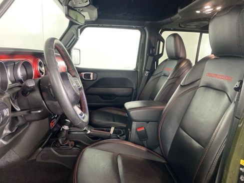 Used 2023 Jeep Wrangler Unlimited Rubicon w/ Cold Weather Group image 13