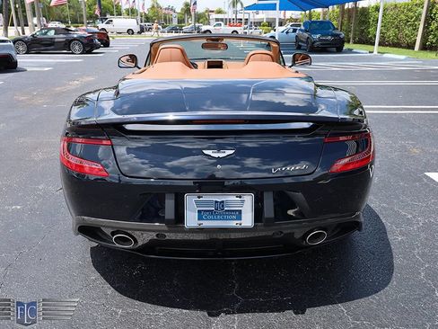 Used 2016 Aston Martin Vanquish Volante RWD image 9