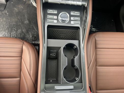 New 2026 Lincoln Nautilus Reserve image 16