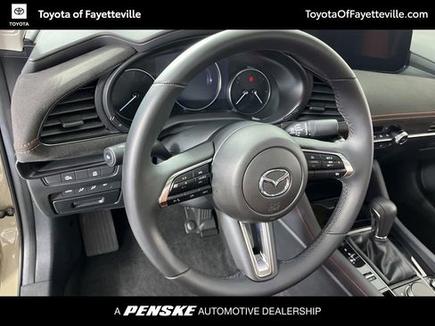 Used 2025 MAZDA MAZDA3 s image 27