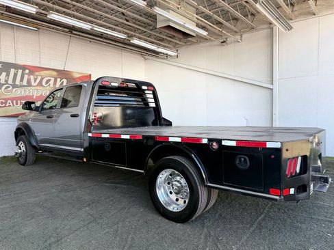 Used 2022 RAM 4500 Tradesman w/ Chrome Appearance Group image 15