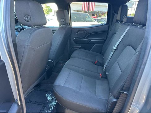 Used 2023 Chevrolet Colorado W/T image 10