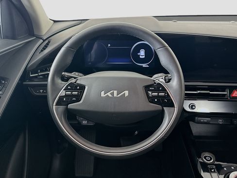 Used 2023 Kia Niro Wind FWD image 18